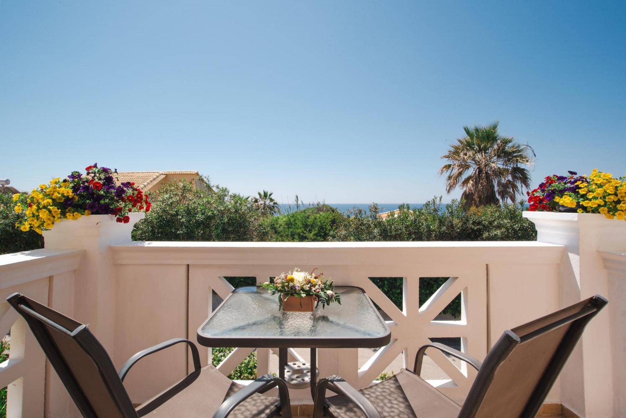 Angelique Apartments Agios Georgios  ภายนอก รูปภาพ